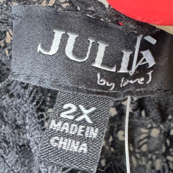 JULIA BY LOVE J Black Lace Cropped Stretchy Crop Tank Top NWT / Plus 2X - Picture 6 of 9